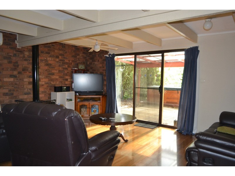 13 Raleigh Street, Seville VIC 3139