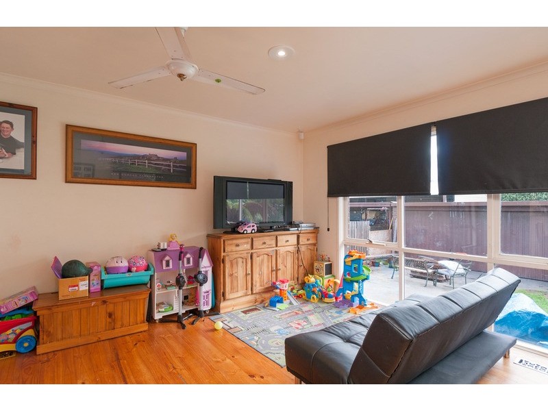 60 Lancaster Road, Mooroolbark VIC 3138
