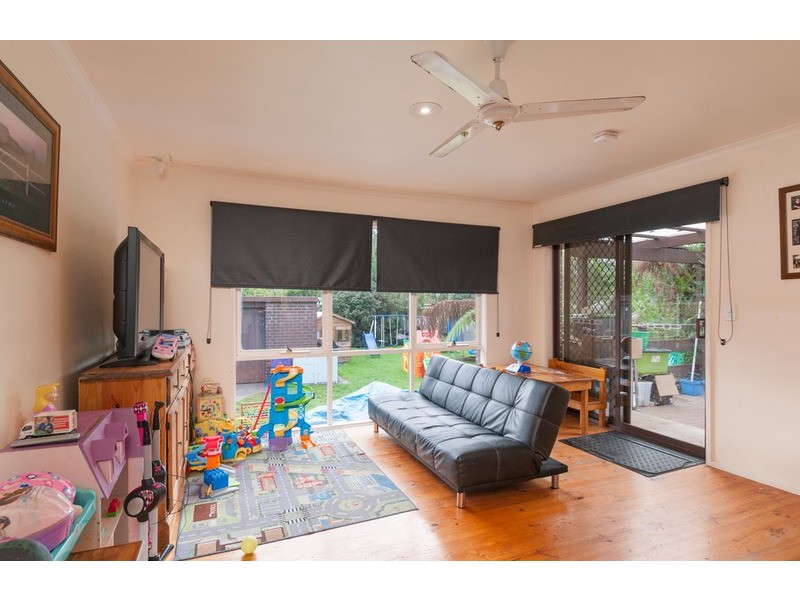 60 Lancaster Road, Mooroolbark VIC 3138