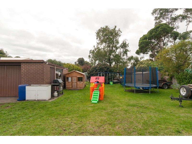 60 Lancaster Road, Mooroolbark VIC 3138