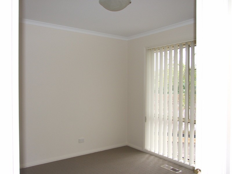 3/12 Felix  Grove, Mooroolbark VIC 3138