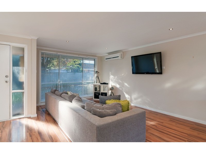 2/275 Canterbury Road, Bayswater North VIC 3153
