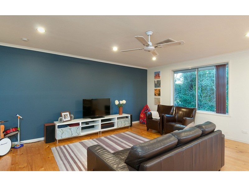 13 Tiffany Court, Montrose VIC 3765