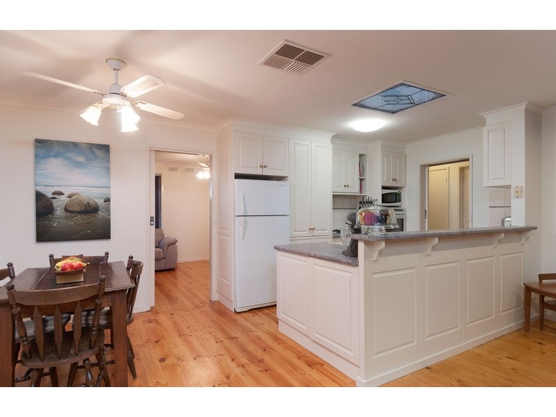 13 Tiffany Court, Montrose VIC 3765