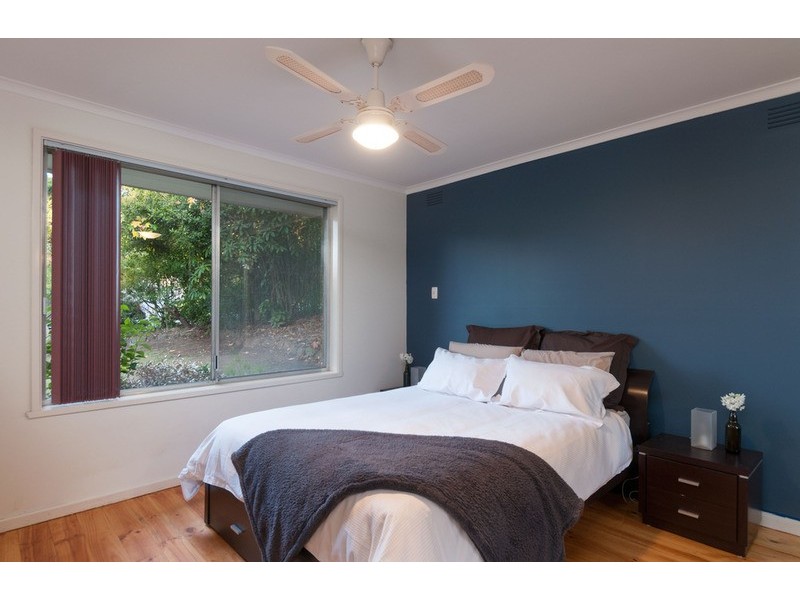 13 Tiffany Court, Montrose VIC 3765