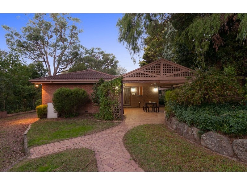 13 Tiffany Court, Montrose VIC 3765