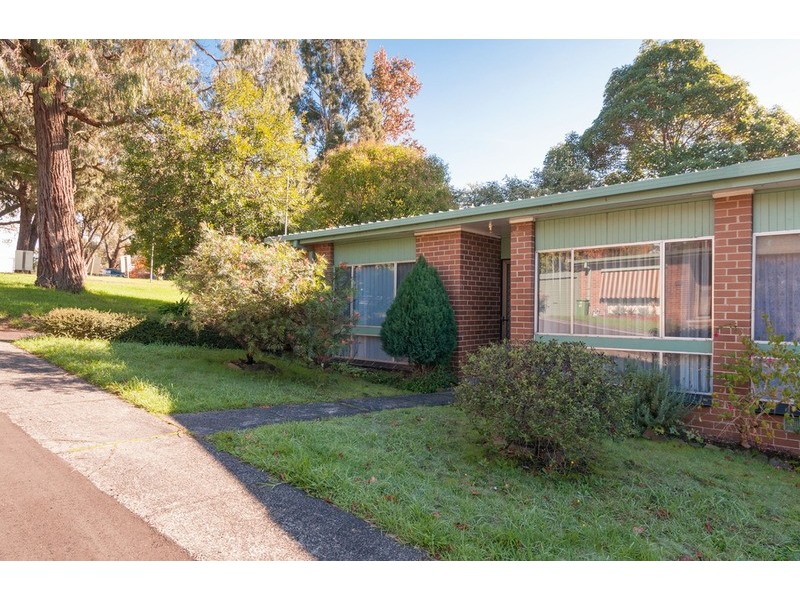 1/10-12 Ray Street, Croydon VIC 3136