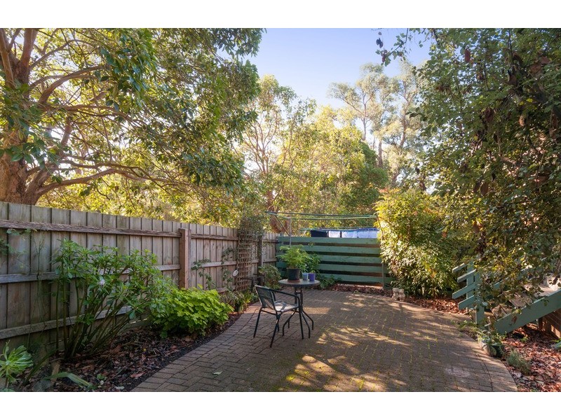 1/10-12 Ray Street, Croydon VIC 3136