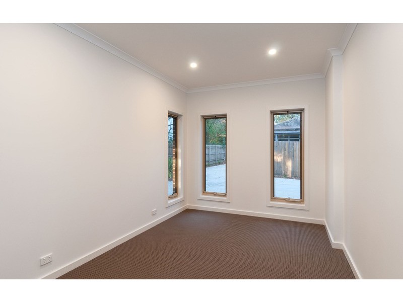 7a Dixon Avenue, Croydon VIC 3136