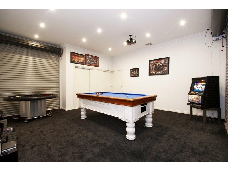 40a Club Point Drive, Chirnside Park VIC 3116