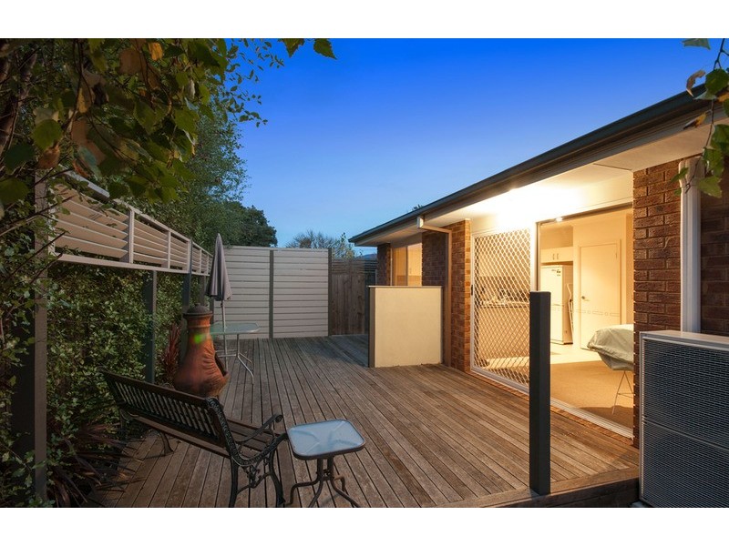 4/5 Forest Way, Kilsyth VIC 3137