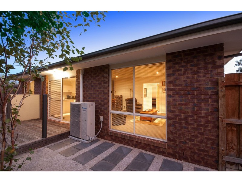 4/5 Forest Way, Kilsyth VIC 3137