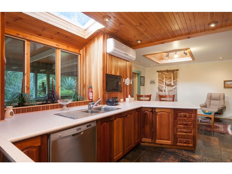 104 Pembroke Road, Mooroolbark VIC 3138