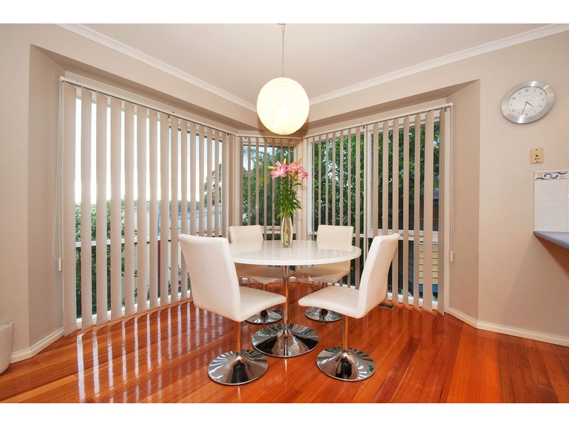 6 Greenridge Court, Chirnside Park VIC 3116