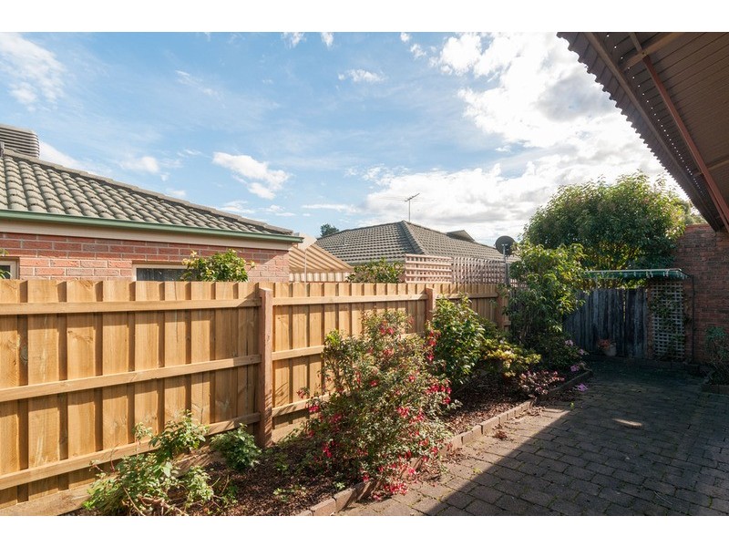 2/26 Jackson Street, Croydon VIC 3136