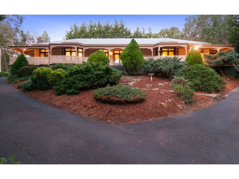87 Edinburgh  Road, Lilydale VIC 3140