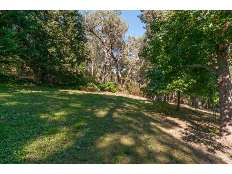 87 Edinburgh  Road, Lilydale VIC 3140