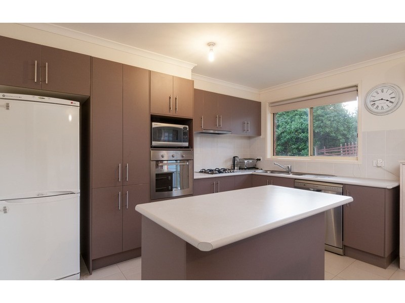20a Carawa Street, Mooroolbark VIC 3138