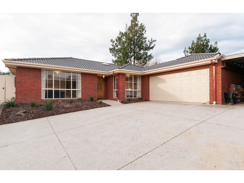 20a Carawa Street, Mooroolbark VIC 3138