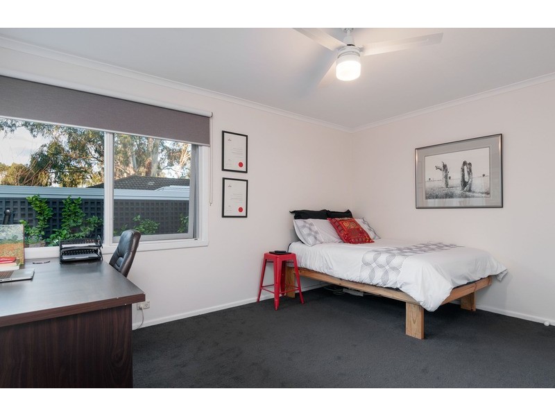 114 Lincoln Road, Croydon VIC 3136