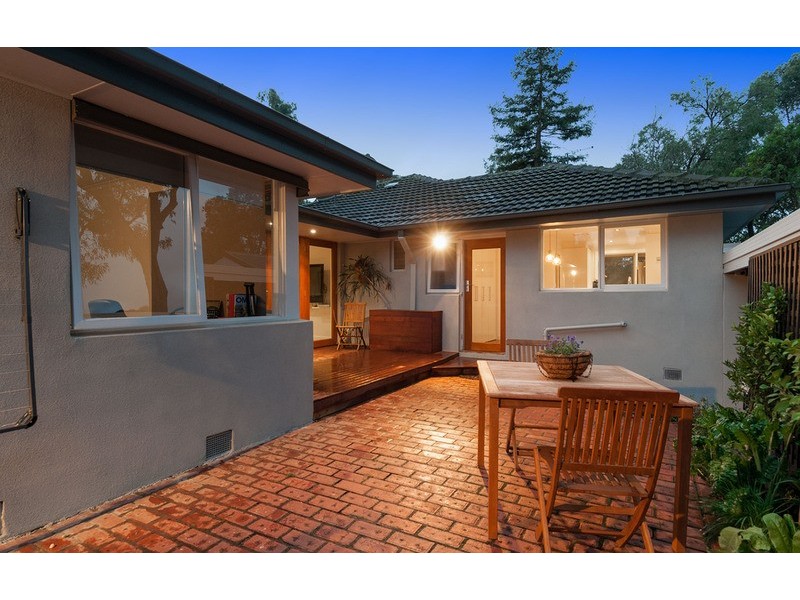 114 Lincoln Road, Croydon VIC 3136