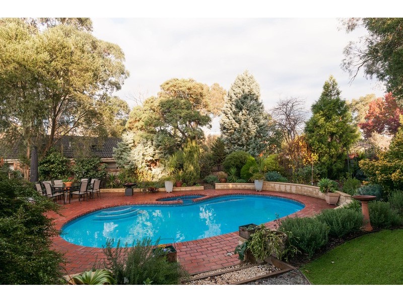 114 Lincoln Road, Croydon VIC 3136