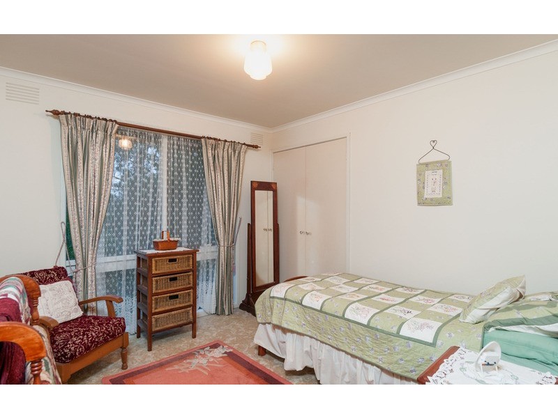 12 Braeside Drive, Launching Place VIC 3139