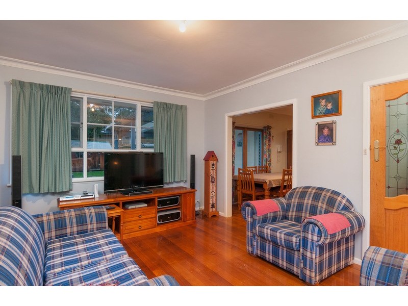 44 Longfellow Avenue, Mooroolbark VIC 3138