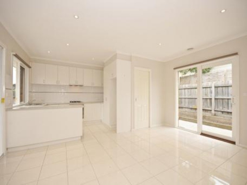38a Esther  Crescent, Mooroolbark VIC 3138