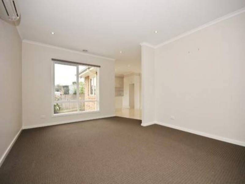 38a Esther  Crescent, Mooroolbark VIC 3138