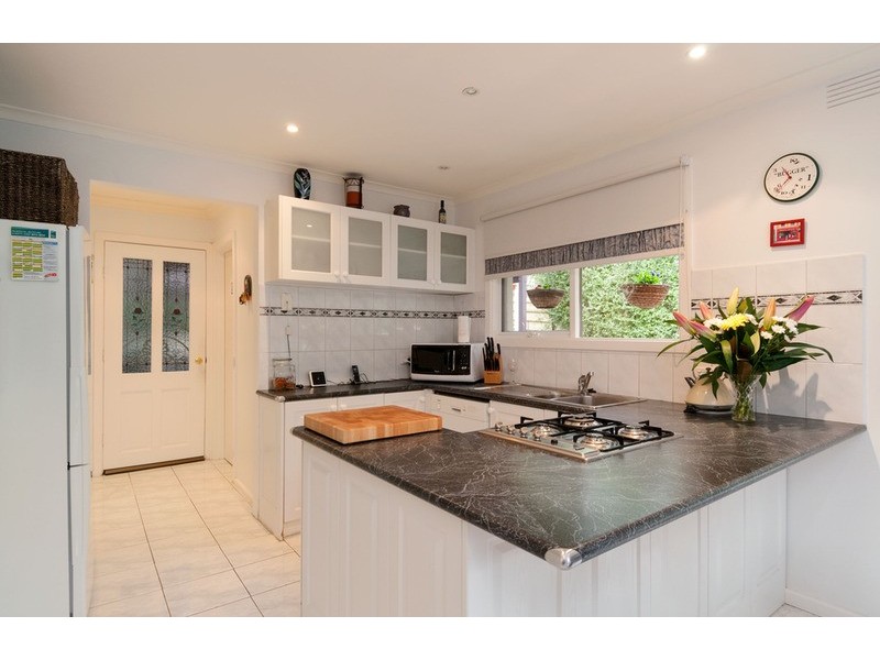 27 Rangeview Road, Mount Evelyn VIC 3796