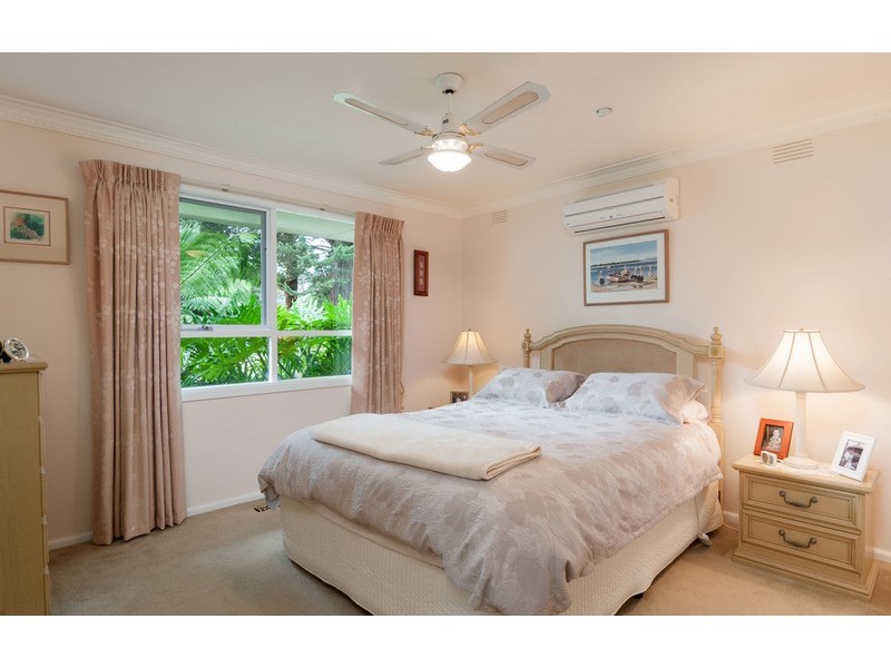 27 Rangeview Road, Mount Evelyn VIC 3796