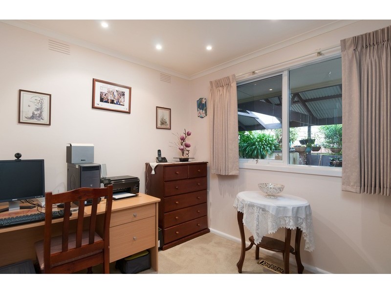 27 Rangeview Road, Mount Evelyn VIC 3796