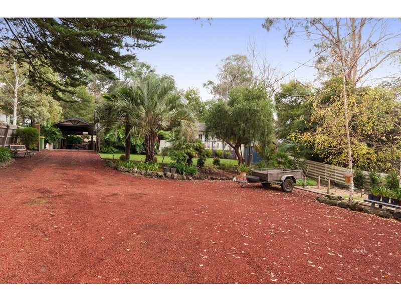 27 Rangeview Road, Mount Evelyn VIC 3796