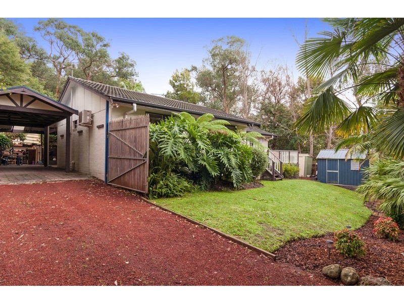 27 Rangeview Road, Mount Evelyn VIC 3796