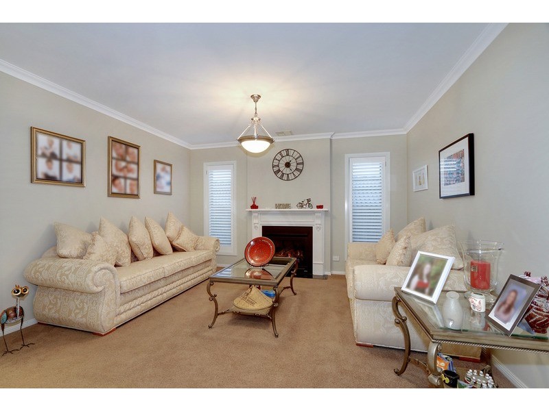 29 Kingston Way, Mooroolbark VIC 3138