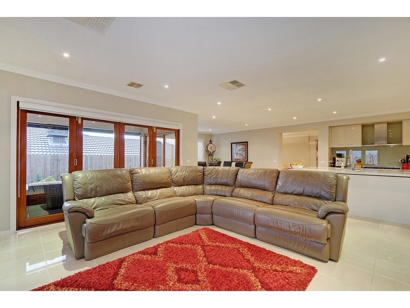 29 Kingston Way, Mooroolbark VIC 3138