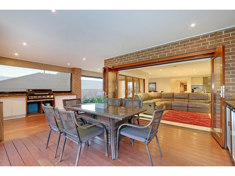 29 Kingston Way, Mooroolbark VIC 3138