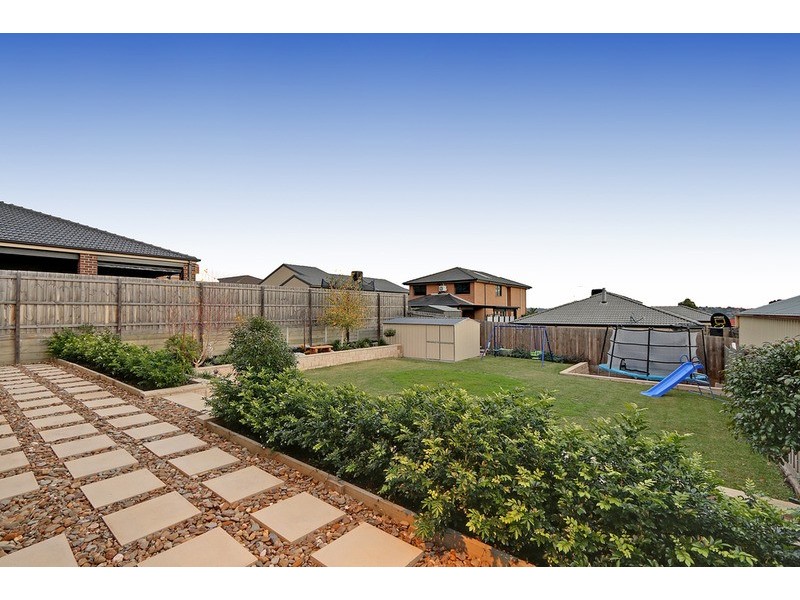 29 Kingston Way, Mooroolbark VIC 3138