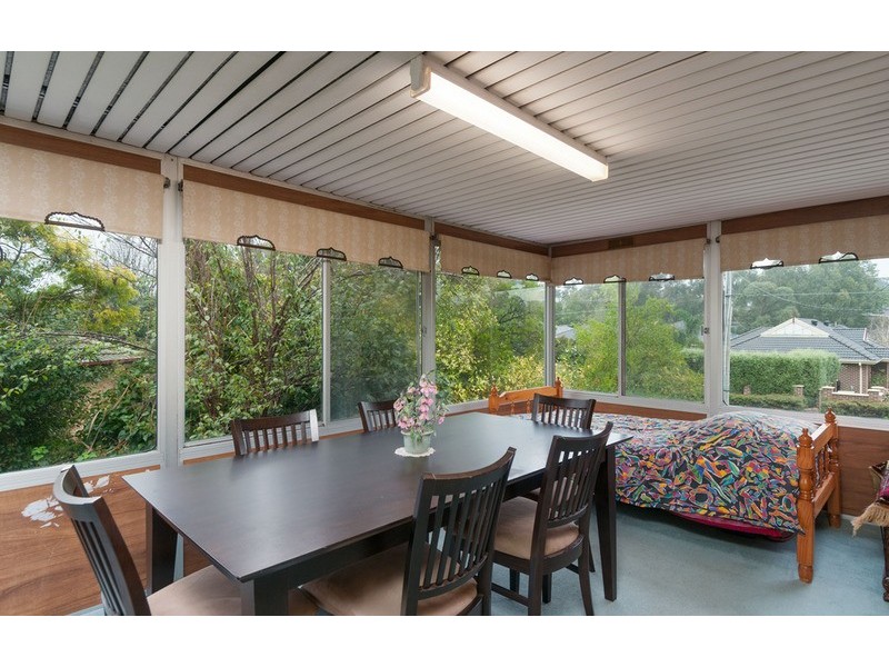 33 Swinburne Avenue, Mooroolbark VIC 3138