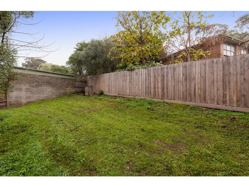 33 Swinburne Avenue, Mooroolbark VIC 3138