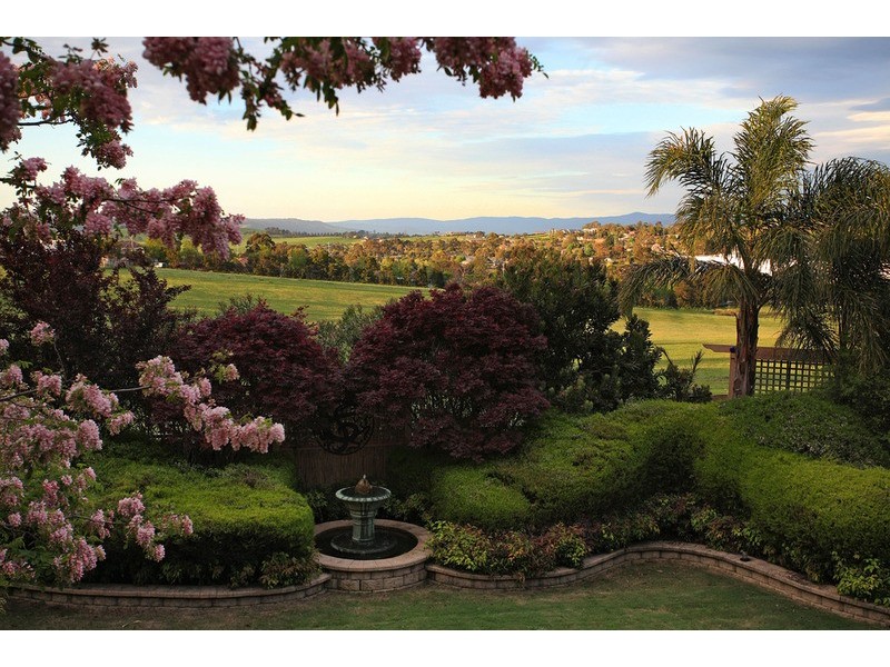 12 Billanook Way, Chirnside Park VIC 3116