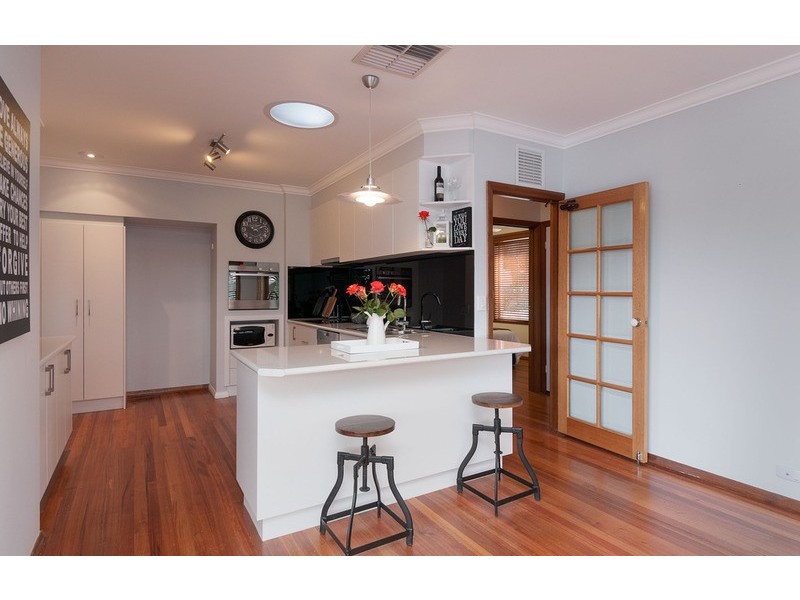 36 Daymar Drive, Mooroolbark VIC 3138