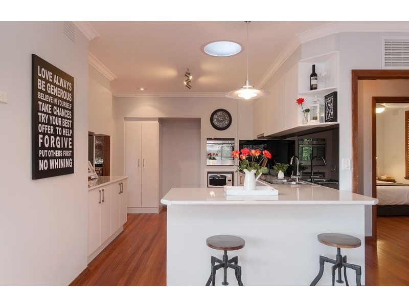 36 Daymar Drive, Mooroolbark VIC 3138