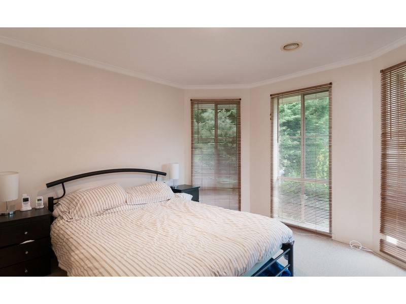 9 Green Street, Mooroolbark VIC 3138