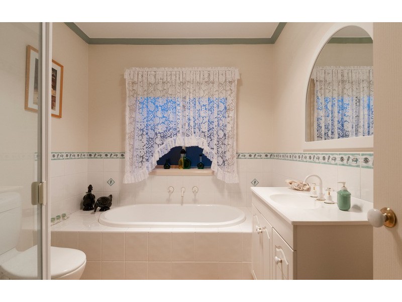 7 Wiltshire Place, Chirnside Park VIC 3116