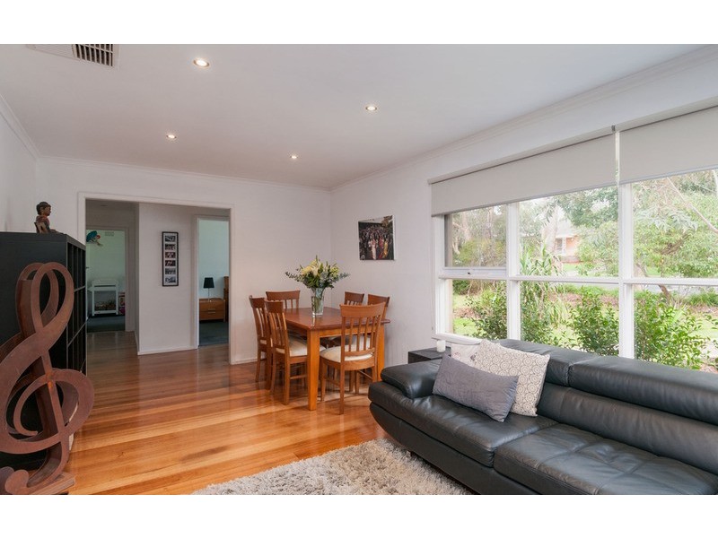 86 Lee Ann Crescent, Croydon VIC 3136