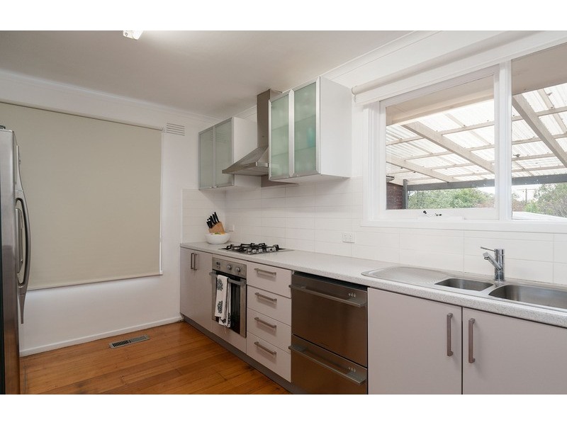 86 Lee Ann Crescent, Croydon VIC 3136