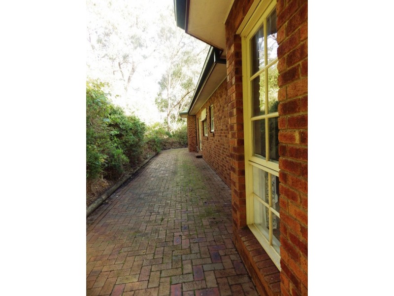 17A Hill Road, Montrose VIC 3765