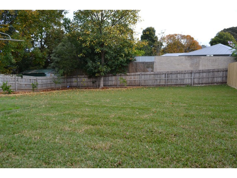 24 Shakespeare Avenue, Mooroolbark VIC 3138